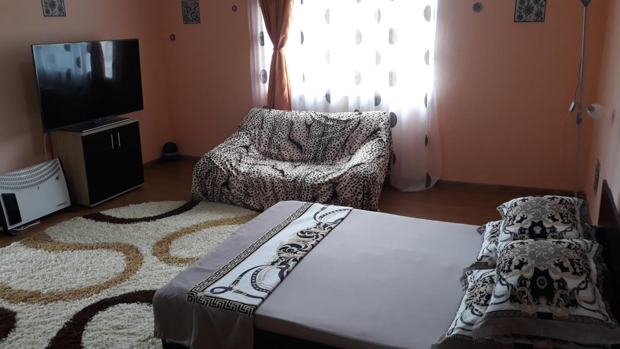 Vila La Izvorul Putinei Hateg Room photo